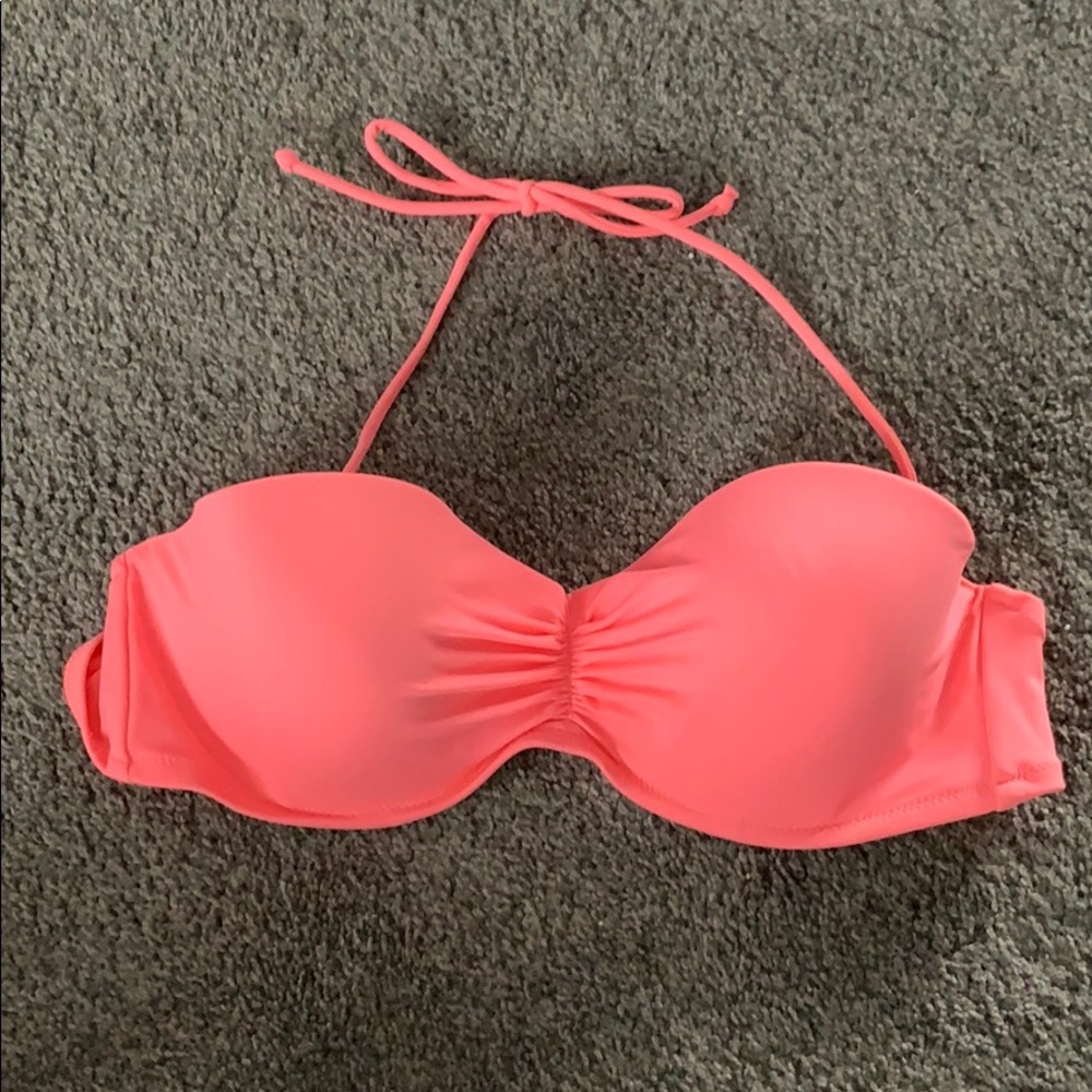 Victoria’s Secret bikini top